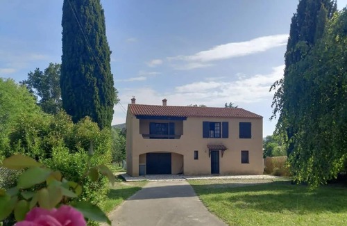 Vinca House | Villa Canigou - Three Bedroom House, Sleeps 6