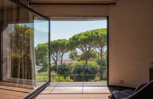 La Croix-Valmer Villa | Villa Cape Cod, Luxury beachfront property