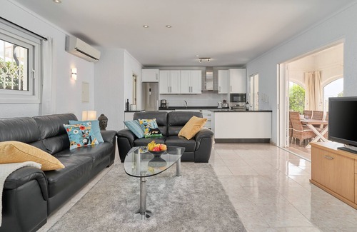 Nerja Villa | Villa "Casa Ambar" with Sea View, Private Saltwater Pool & Wi-Fi