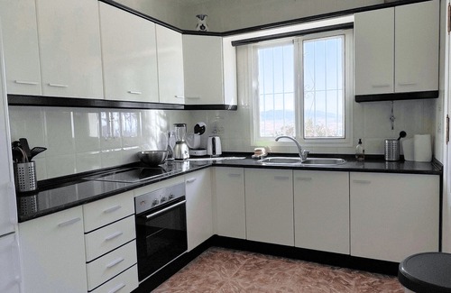 Guaro Villa | Villa Casa del Barco with pool and stunning views