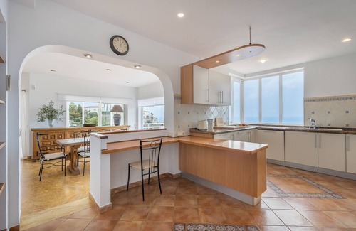 Salobrena Villa | Villa 'Casa Naranjita' with Sea View, Wi-Fi and Heated Pool