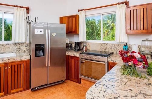 Puerto Morelos Villa | Villa Chantico with private beach
