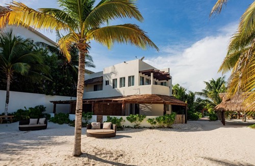 Puerto Morelos Villa | Villa Chantico with private beach