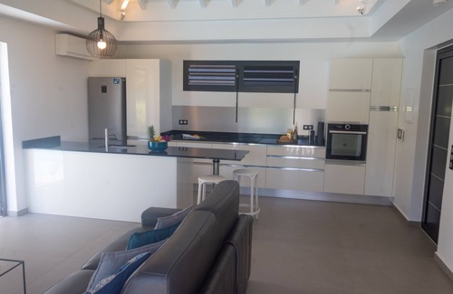 Sainte-Anne Villa | Villa Chuty Deluxe-Private Pool-Sea View