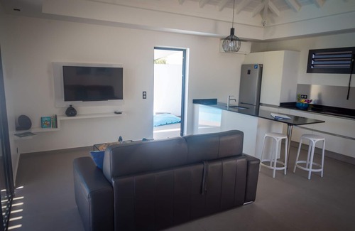 Sainte-Anne Villa | Villa Chuty Deluxe-Private Pool-Sea View