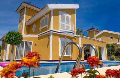 Mazarron House | Villa Classico
