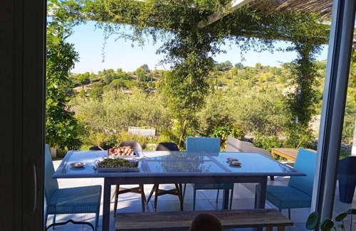 Manosque House | Villa Collines Provençales-vue Panoramique-jardin Permaculture-piscine- Calme