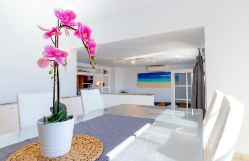 Puerto del Carmen Villa | Villa Colonia