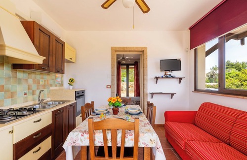 Torre Pali Villa | Villa 'Con Piscina 429' with Sea View, Private Pool and Air Conditioning