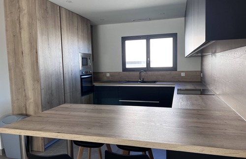 Montblanc House | Villa Contemporaine Récente Avec vue Dégagée sur les Vignes Sans vis à vis
