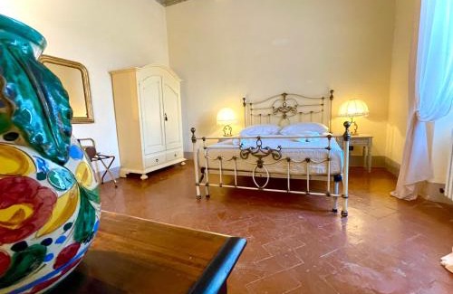 Fauglia Hotel | Villa Conti