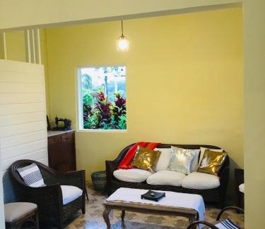 Riviere-Pilote House | Villa Coquelicot
