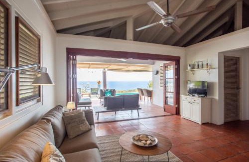St. Marie Villa | Villa Coral Breeze