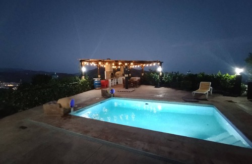 Arenas House | Villa 'Cortijo Miraflores' with Sea Views, Private Pool, and Wi-Fi