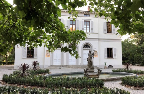 Peccioli Apartment | Villa Cosmiana: the gate house apartment