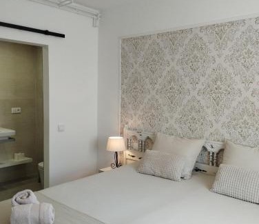Calonge Bed & Breakfast | Villa Costera B&B