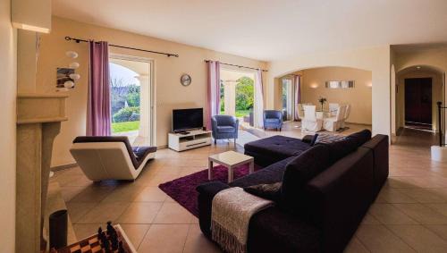 Tourrettes-sur-Loup House | Villa Cramond - avec Piscine pour 8 Pers - Tourrettes-sur-Loup