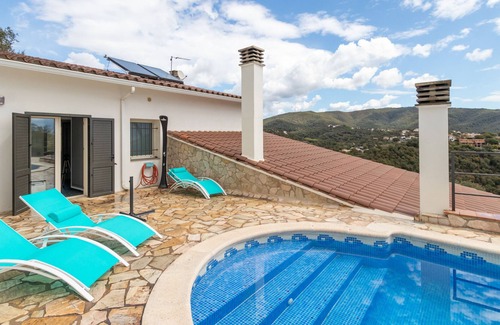 Rio d'Oro Villa | Villa 'Cuarenta Y Dos' with Sea View, Private Pool and Wi-Fi