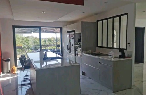 Saint-Thibery Villa | Villa d Architecte au Cœur des Vignes et à 15 min des Plages
