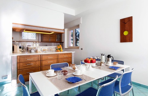 Sorrento Villa | Villa Daniela with Swimming pool, Wellness Area, Garden and Sea View