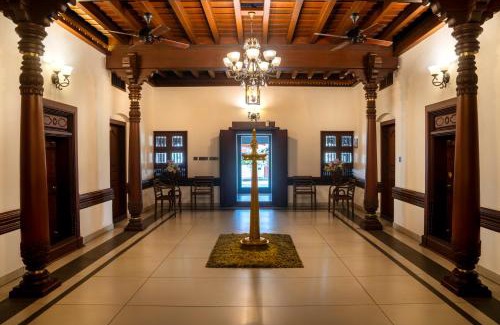 Thalassery Hotel | Villa de 1945