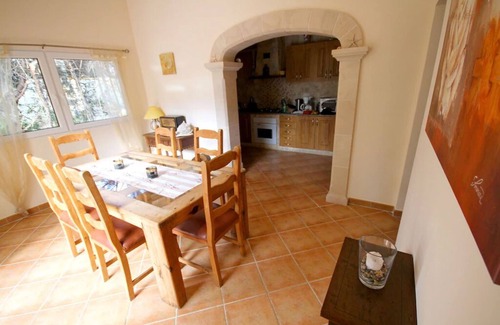 Cielo de Bonaire House | Villa de Bonaire, Alcudia, large garden + pool, close to the beach, WiFi, for 8 people