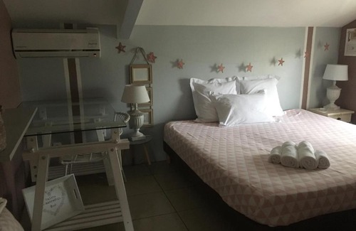 Etang Sale Les Bains House | Villa de Charme