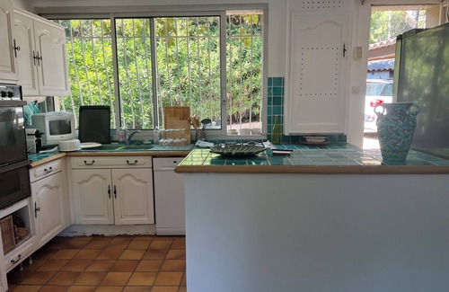 La Ciotat Villa | Villa de Plain-pied Avec Piscine, Proche mer