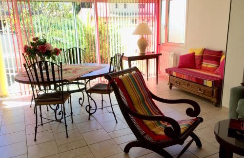 Les Bormettes Villa | Villa de vacances au calme proche de la mer