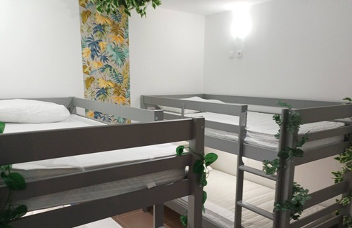 Velaux Villa | Villa dedicated to conviviality between families/friends (birthdays,