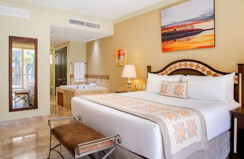Chula Vista Hotel | Villa Del Arco Beach Resort & Spa Cabo San Lucas