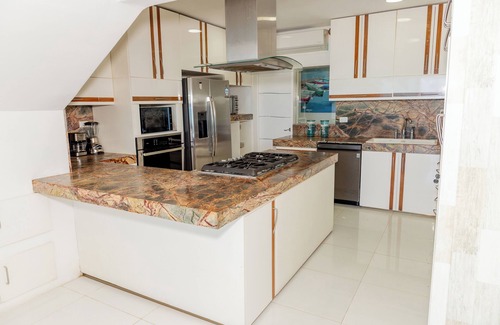 Cancun House | Villa del Mar Esmeralda! Private home at the foot of the best beach in Cancun.