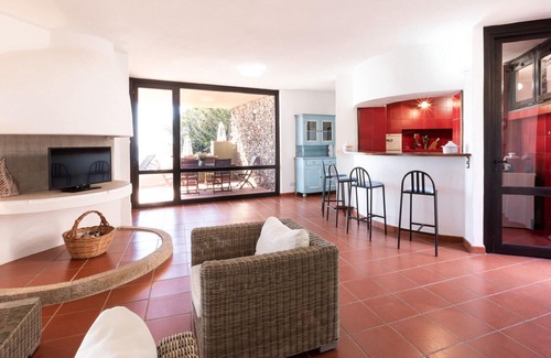 Villaggio delle Mimose Villa | Villa del Riso, overlooking the sea