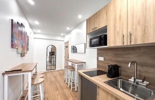 Le Pre-Saint-Gervais Apartment | Villa des Camelias