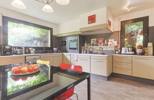 Eyragues Villa | Villa des Prés, beautiful villa for 8 people with private pool in de Provence