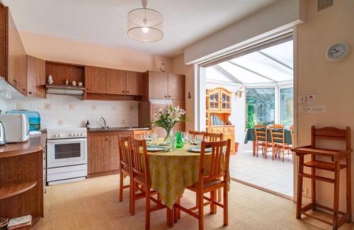 Saint-Philibert House | Villa des Romarins - Six Bedroom House, Sleeps 14