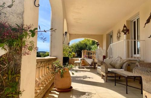 Peymeinade Villa | Villa des Sapins