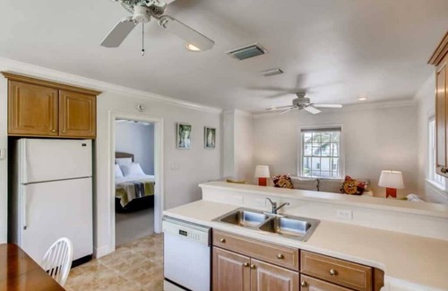 West Palm Beach House | Villa Dolce Vita - Luxuriate in Sweeping Intracoastal Views of Palm Beach