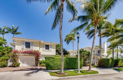 West Palm Beach House | Villa Dolce Vita - Luxuriate in Sweeping Intracoastal Views of Palm Beach
