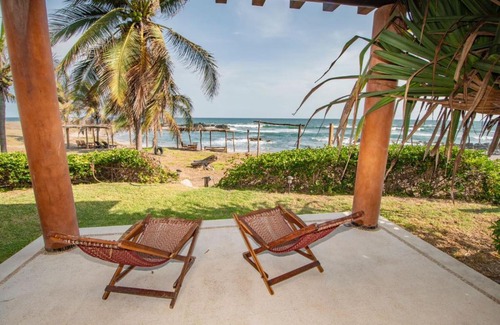 Petacalco House | Villa Don Luis Troncones