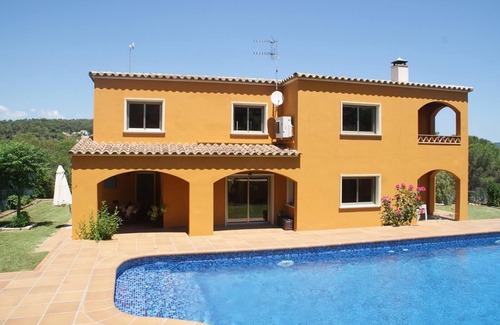 Calonge Villa | Villa 'Dream' close to the Beach with Pool & Wi-Fi