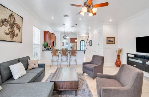 Kenner - Louis Armstrong International Airport House | Villa du Luxe Metairie