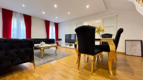 Serris House | Villa du Parc - 8p - Disney & Luxury Outlet