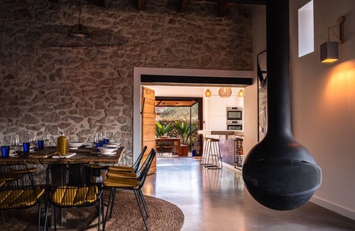 Gemenos Villa | *VILLA DUNE* Charming building with swimming pool, in absolute peace and quiet