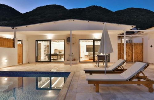 Sarıbelen House | Villa Duruk 1 bed villa with pool, breakfast included