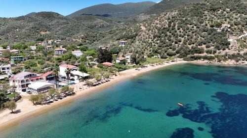 Pteleos Villa | Villa Elia