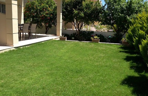 Alacati Villa | VILLA ELITE CESME WITH PRIVATE POOL VILLA FOR DAILY RENTAL