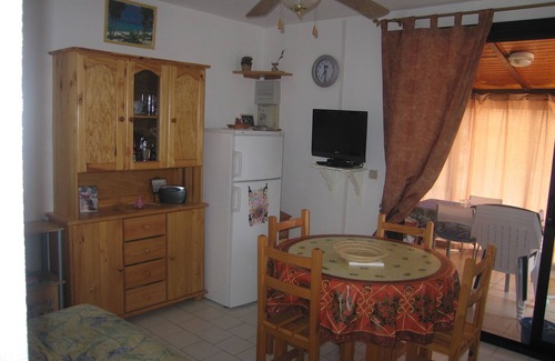 Vendres Villa | Villa Entouree D'un Jardin Arbore A LA MER A Vendres Plage