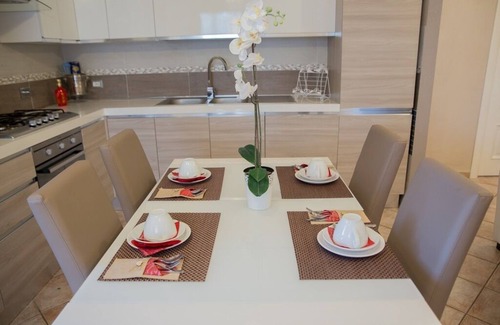 Isola Sacra Bed & Breakfast | Villa Erasi Guest House