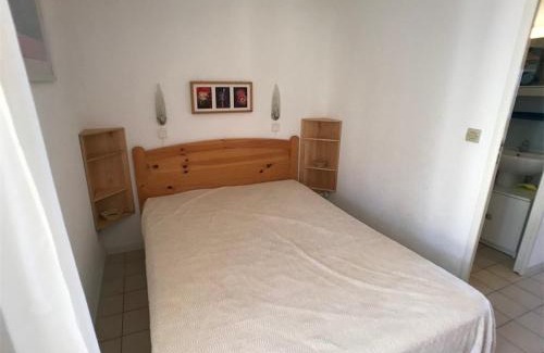 Leucate Villa | Villa Face au Lac avec Terrasse et Barbecue - 3 Pièces + Mezzanine pour 6 Personnes - FR-1-81-96